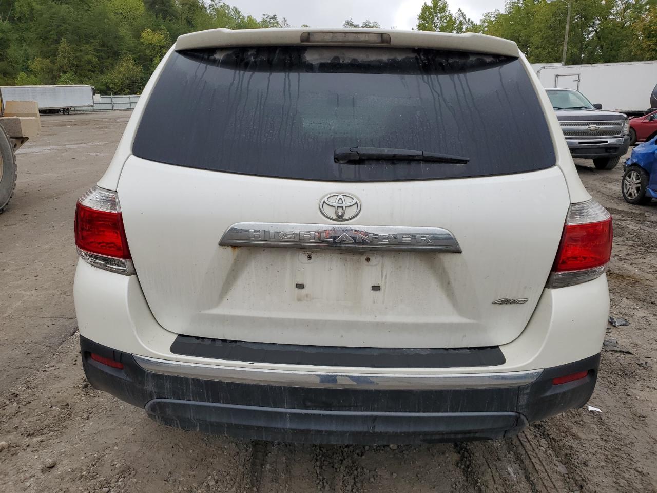 5TDBK3EH7CS121225 2012 Toyota Highlander Base