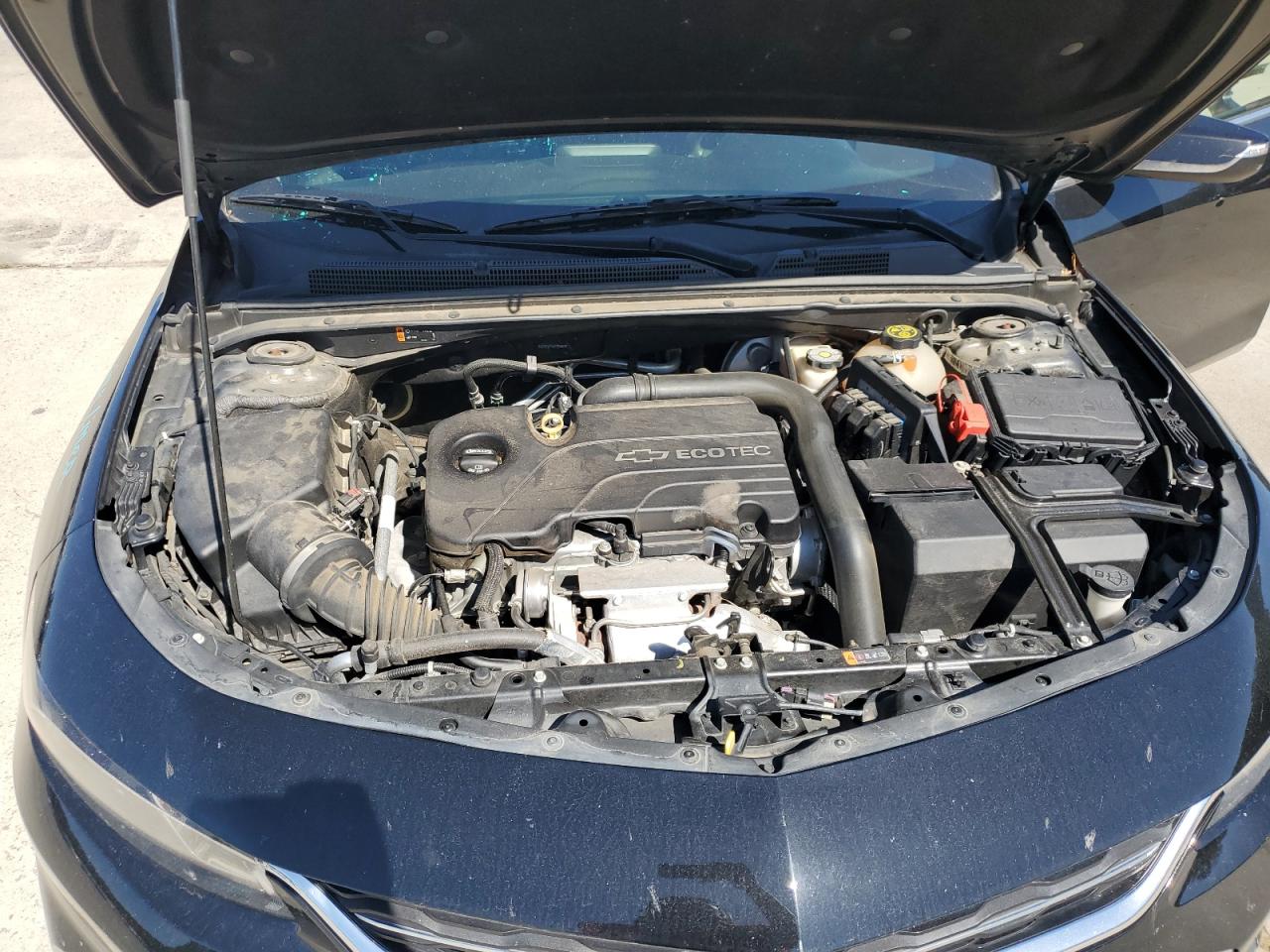 2016 Chevrolet Malibu - Image 12