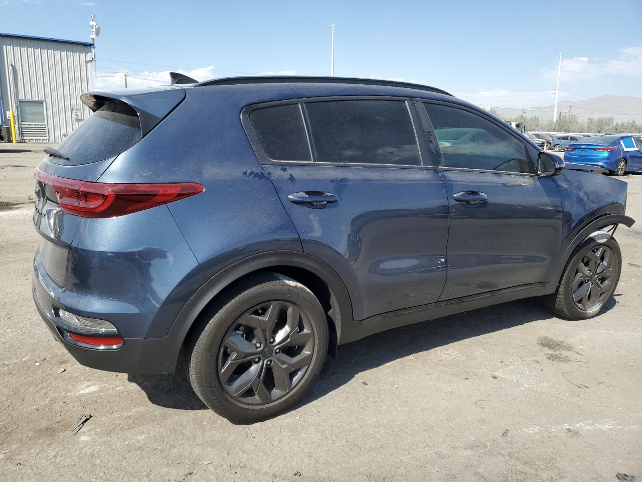 2022 Kia Sportage - Image 3