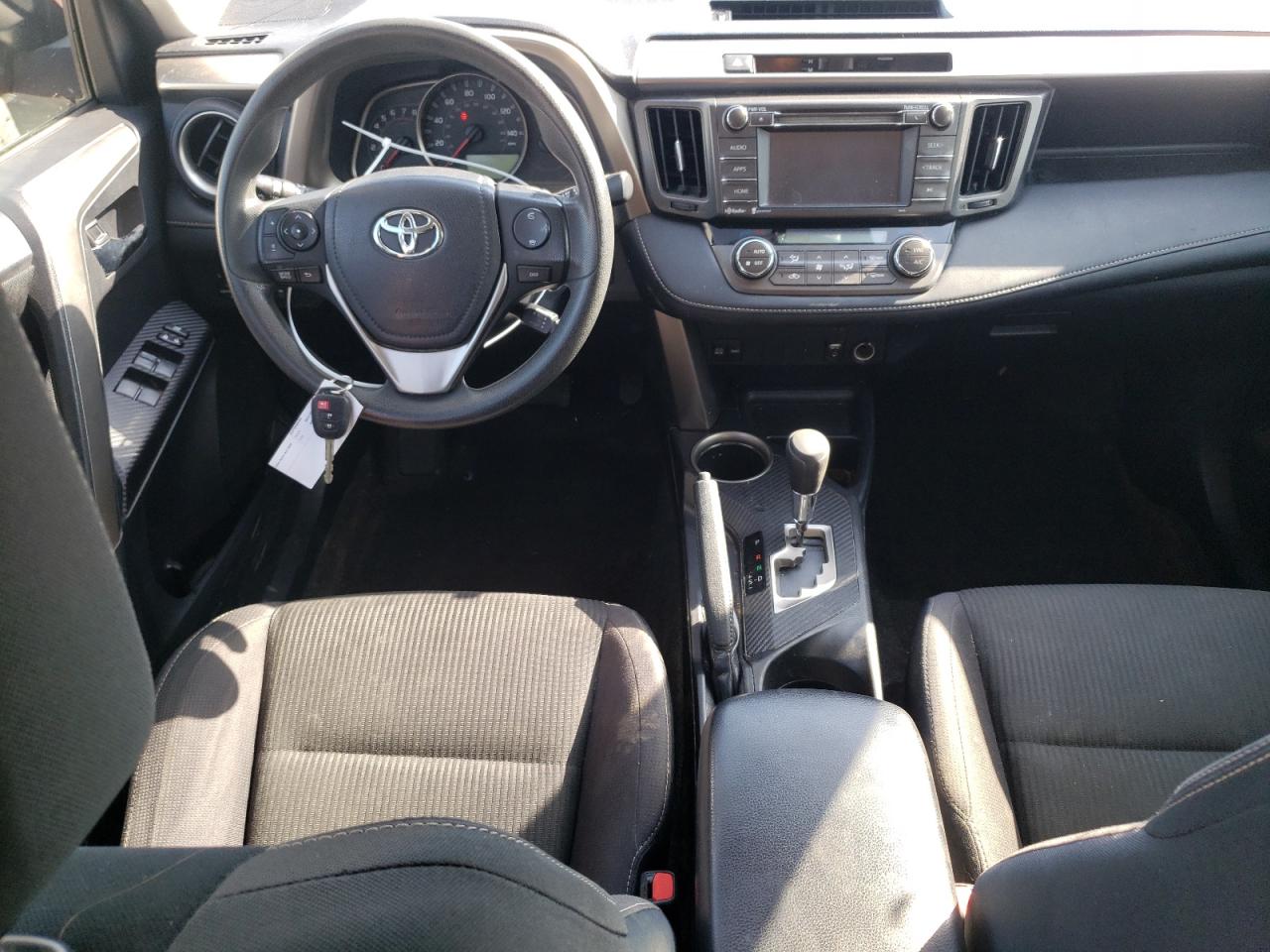 JTMRFREVXFD105001 2015 Toyota Rav4 Xle