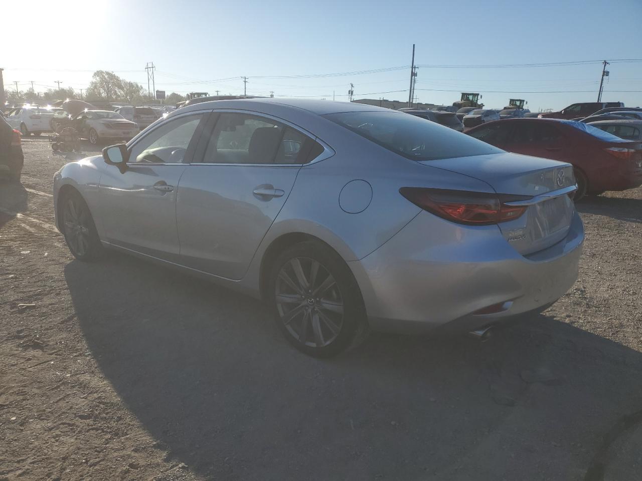 JM1GL1VM4J1328363 2018 MAZDA 6 - Image 2