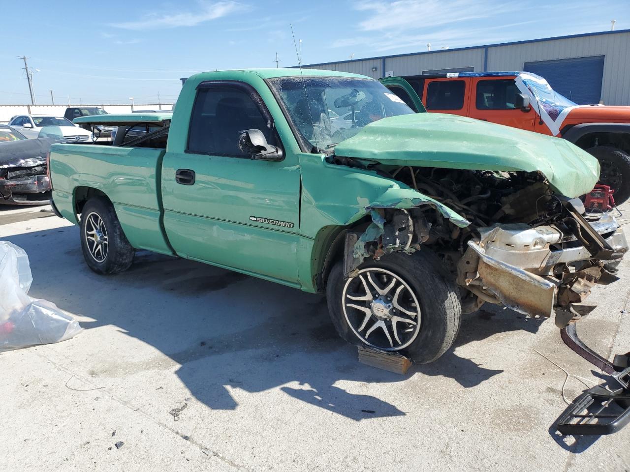 2006 Chevrolet Silverado - Image 4