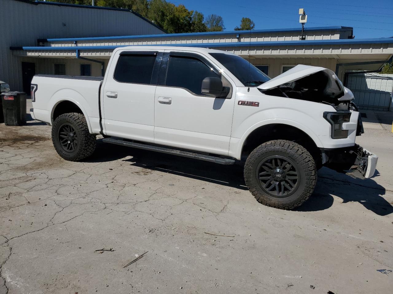 2015 Ford F-150 - Image 4