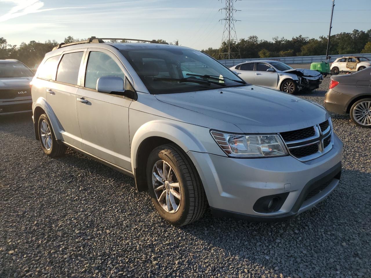 VIN 3C4PDDBG2ET143773 2014 DODGE JOURNEY no.4