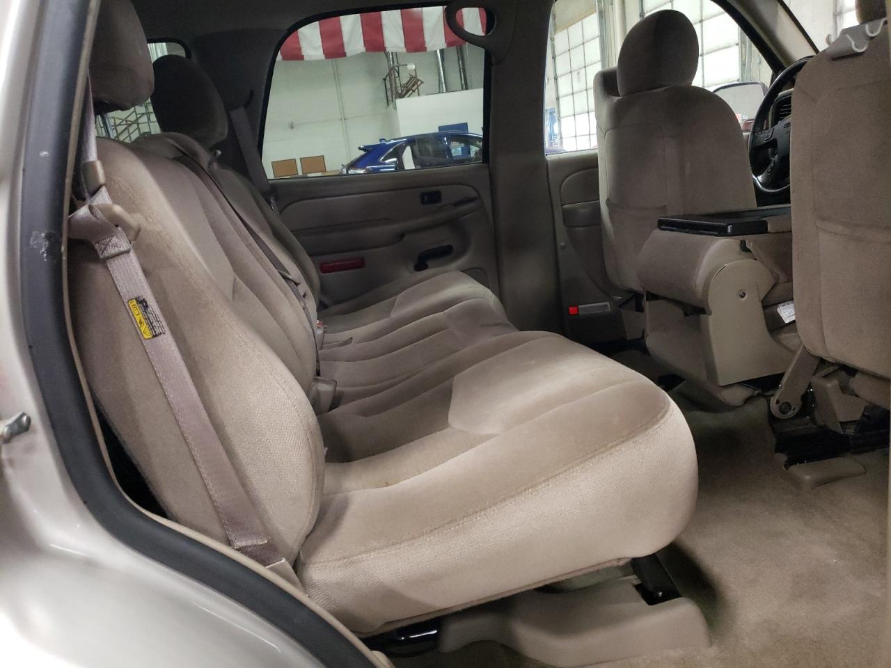 2005 GMC Yukon VIN: 1GKEK13Z05R276153 Lot: 73983594