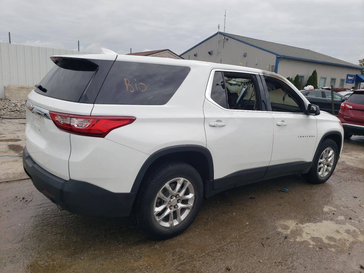 2021 Chevrolet Traverse - Image 3
