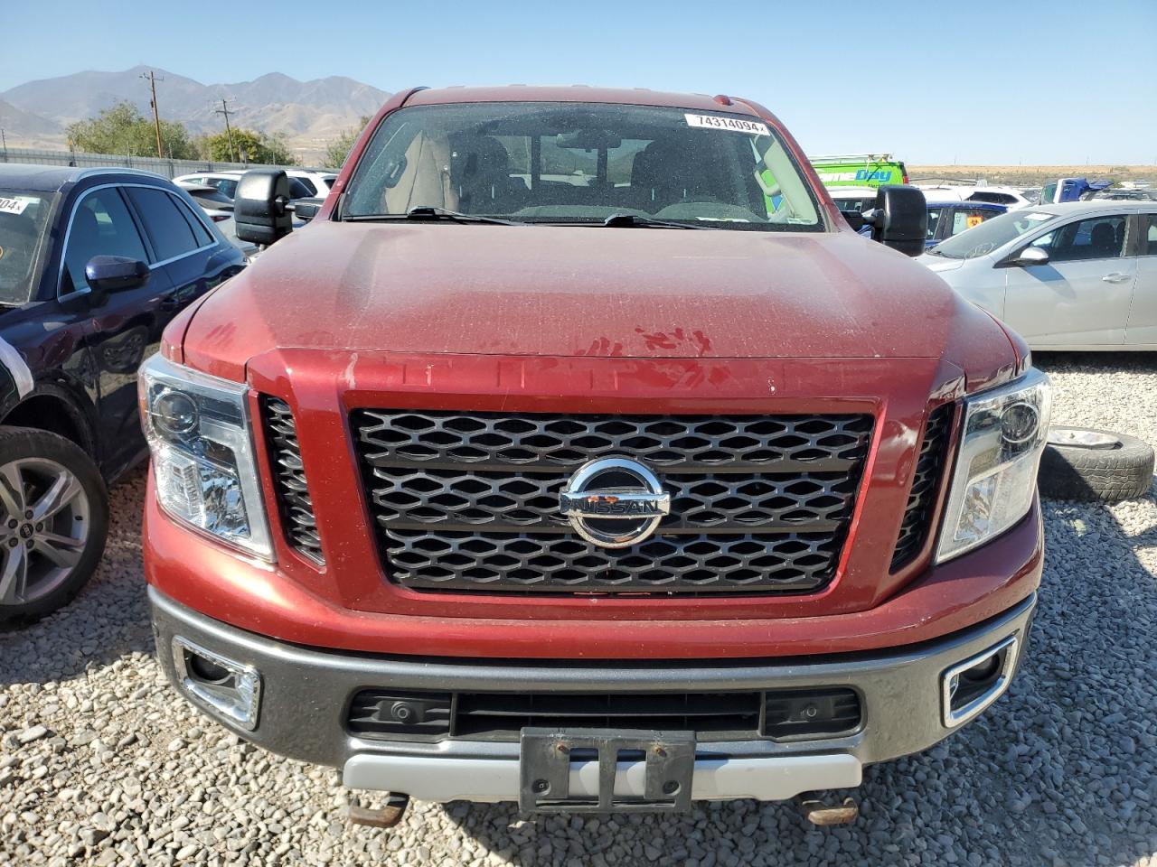 1N6AA1F46HN529031 2017 Nissan Titan Xd Sl