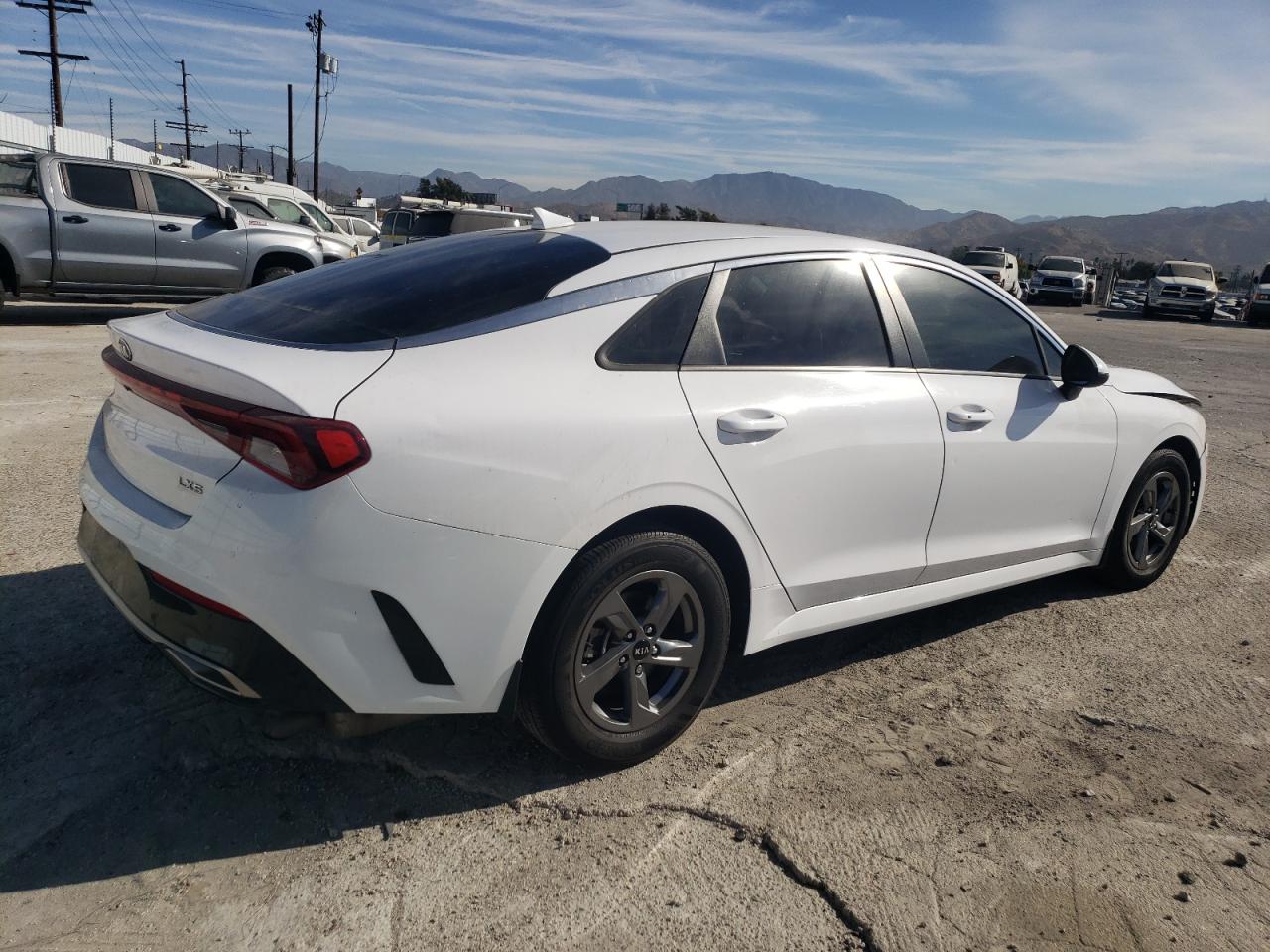 2021 Kia K5 - Image 3