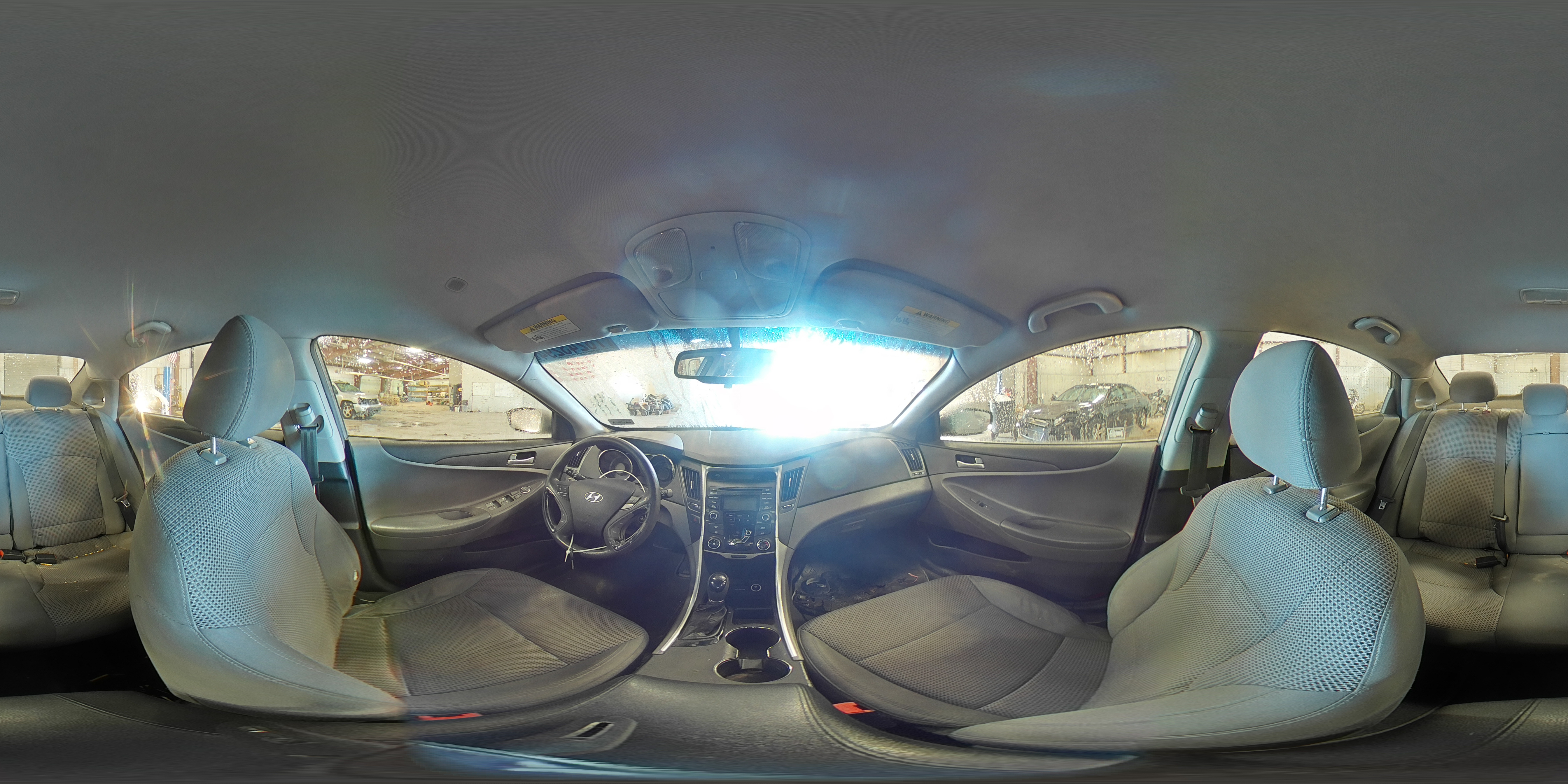 2012 Hyundai Sonata - Image 13