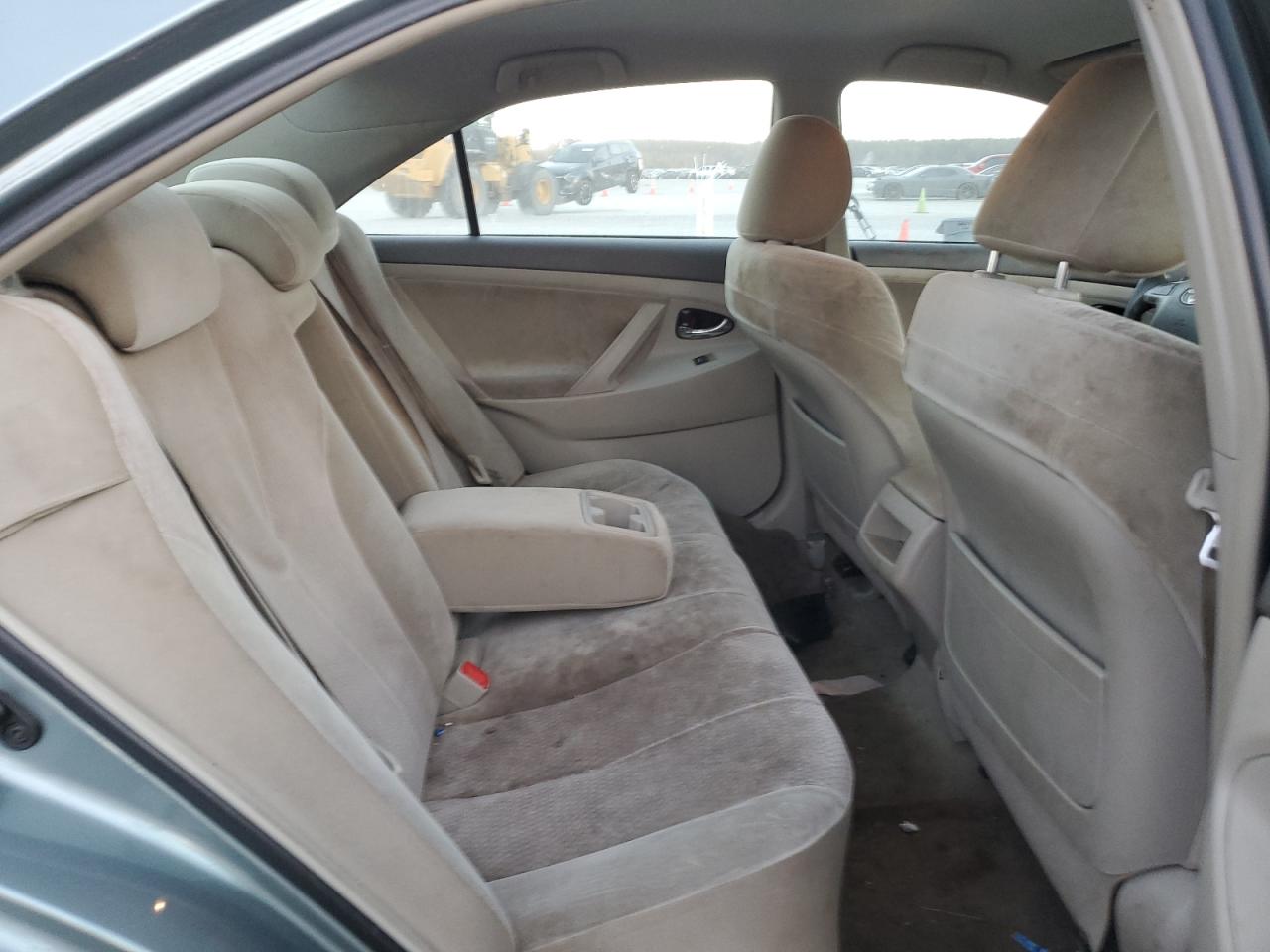 2011 Toyota Camry - Image 10