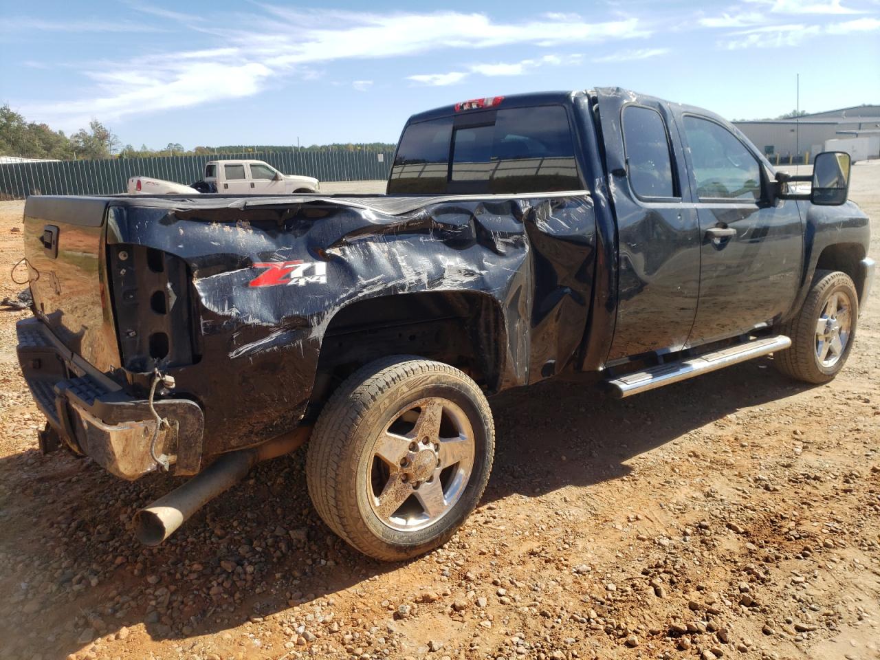 2012 Chevrolet Silverado - Image 3