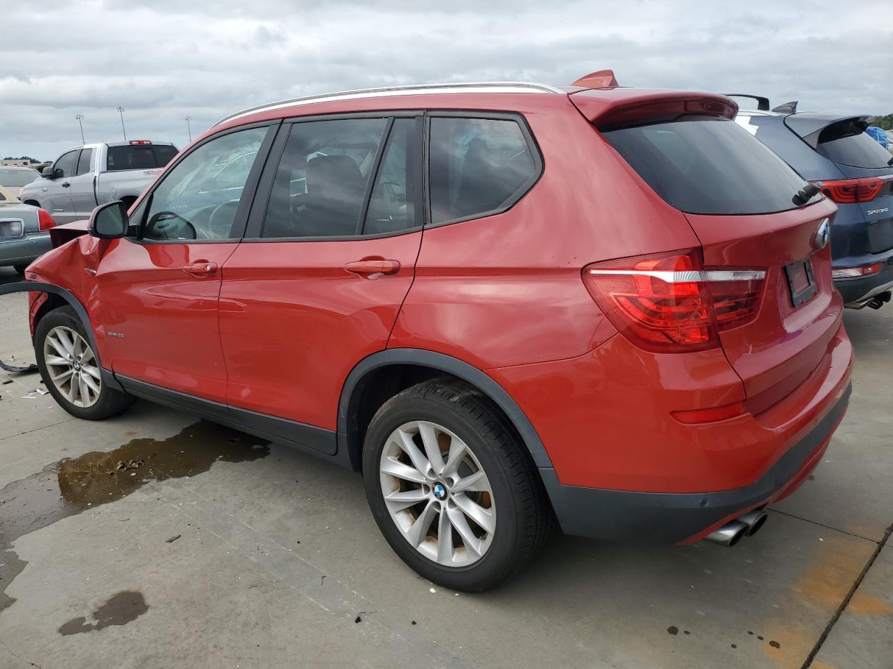 VIN 5UXWZ7C35H0V87952 2017 BMW X3 no.2