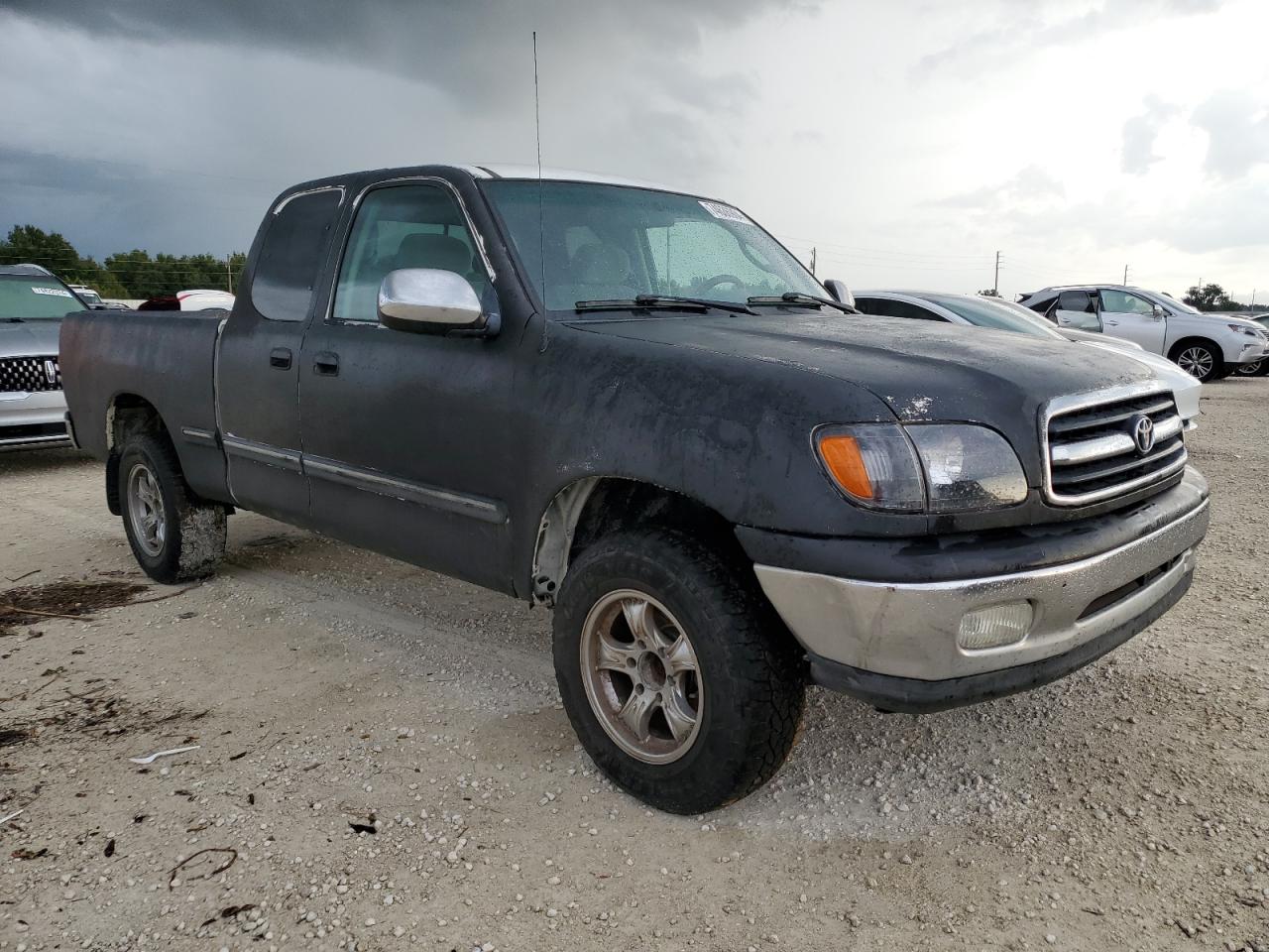 2000 Toyota Tundra - Image 4