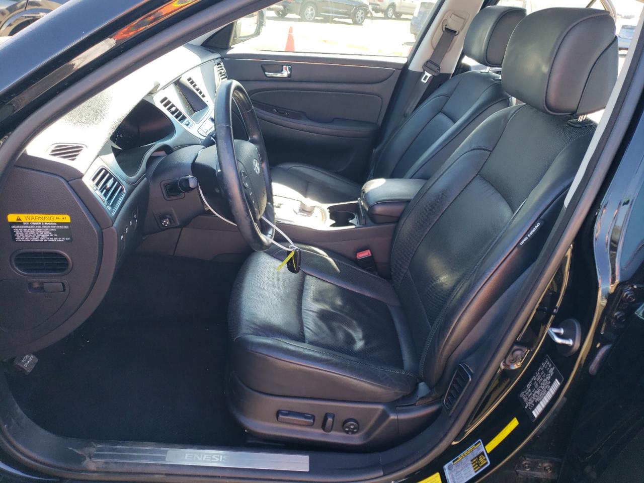 2009 Hyundai Genesis - Image 7