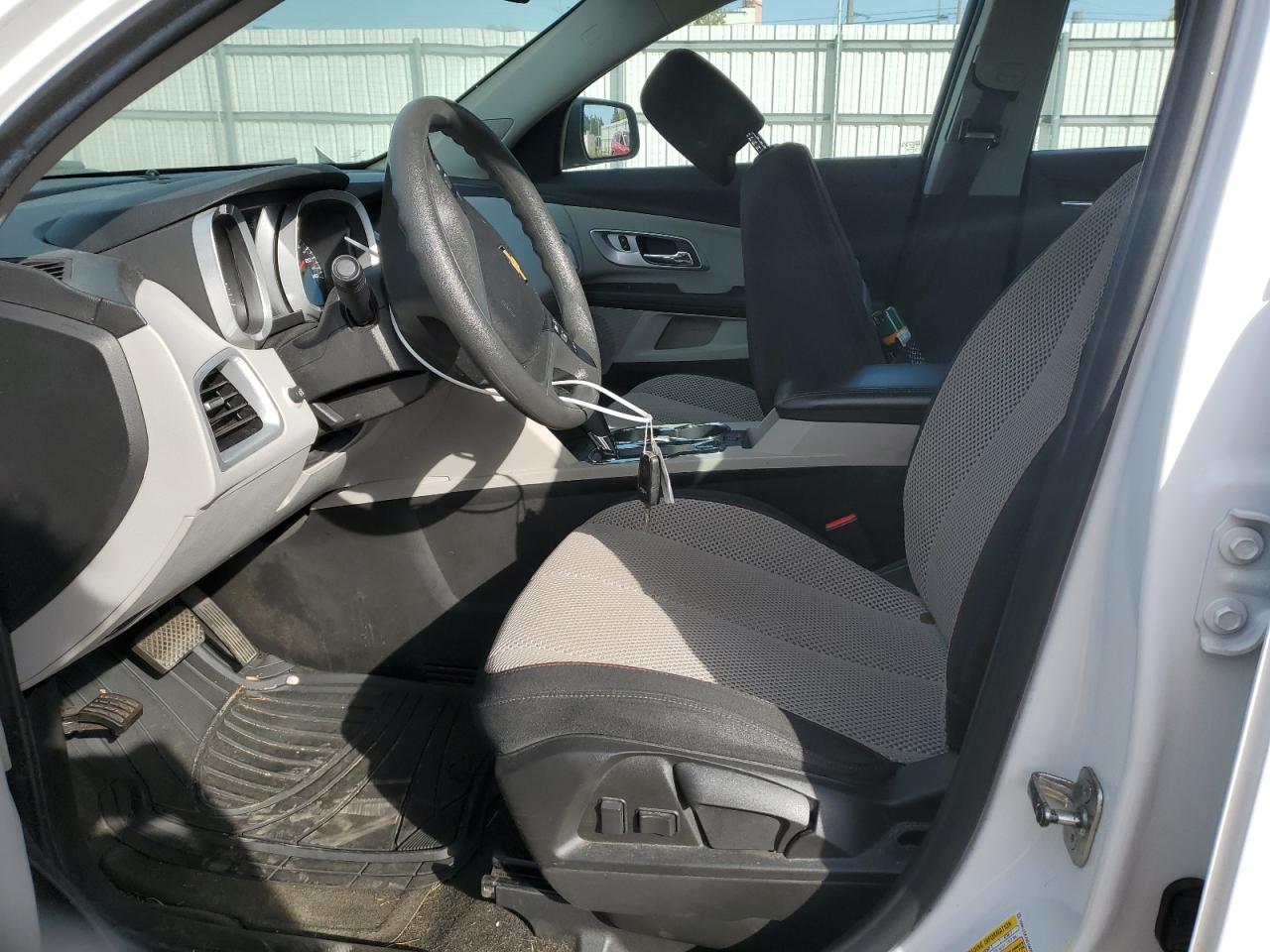 2GNFLEEK7H6156958 2017 Chevrolet Equinox Ls