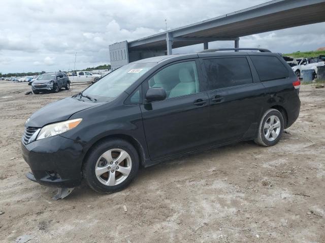 2011 Toyota Sienna Le na sprzedaż w West Palm Beach, FL - Minor Dent/Scratches