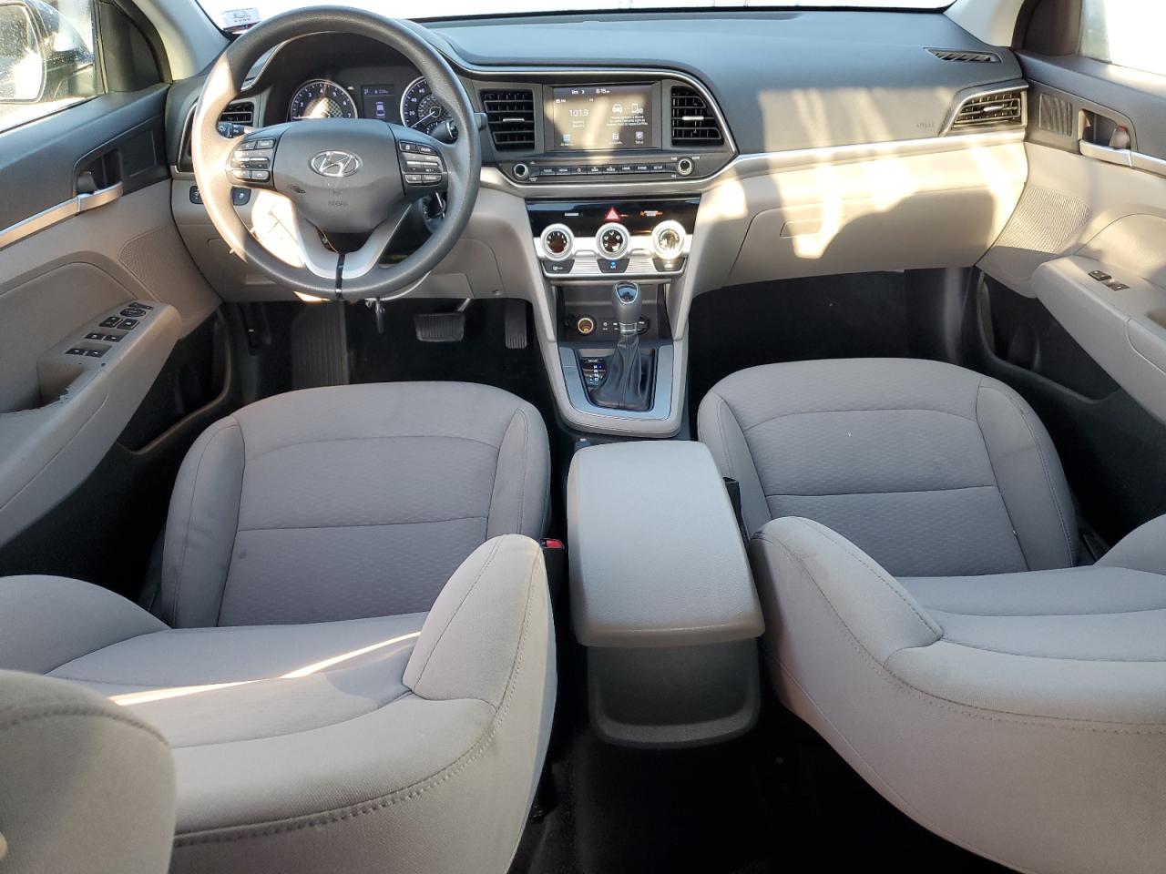 5NPD84LF6KH440070 2019 Hyundai Elantra Sel