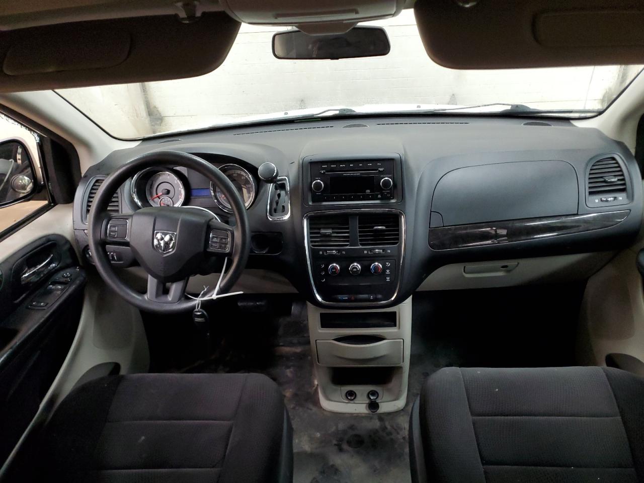 2012 Dodge Caravan - Image 8
