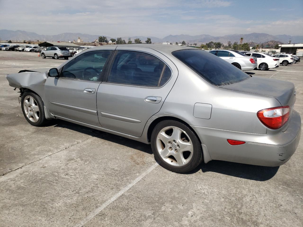 2001 Infiniti I30 VIN: JNKCA31AX1T030947 Lot: 61047535