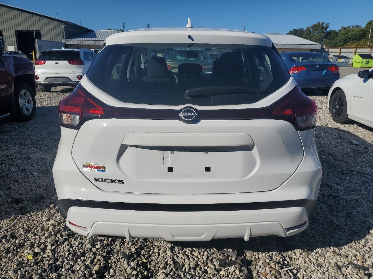 3N1CP5BV3PL564689 2023 Nissan Kicks S
