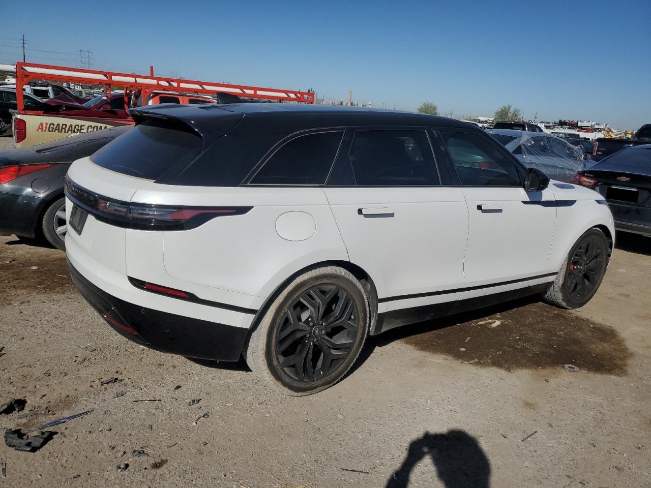 2024 Land Rover Range Rover - Image 3