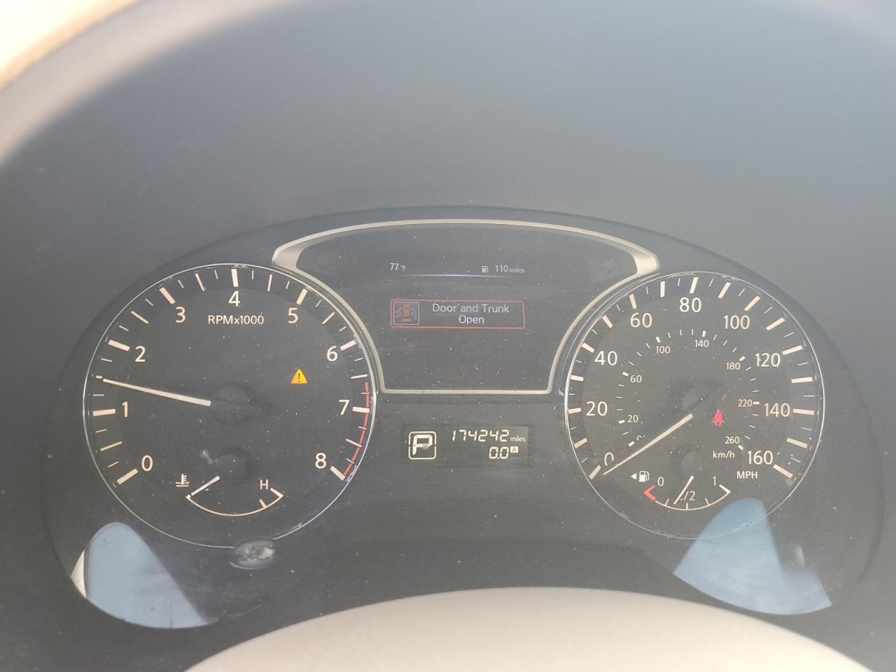 2015 Nissan Altima - Image 9
