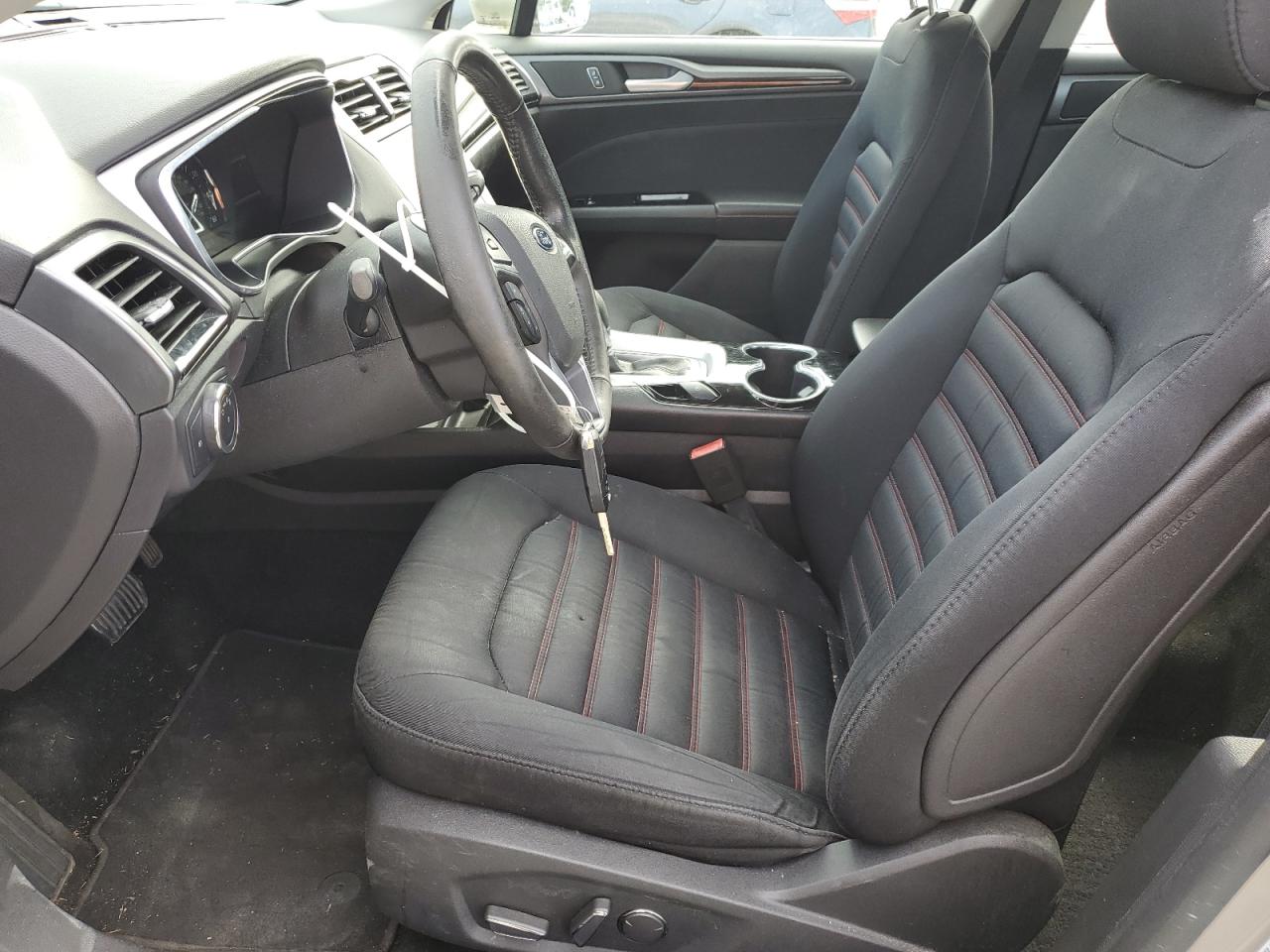 2016 Ford Fusion - Image 7