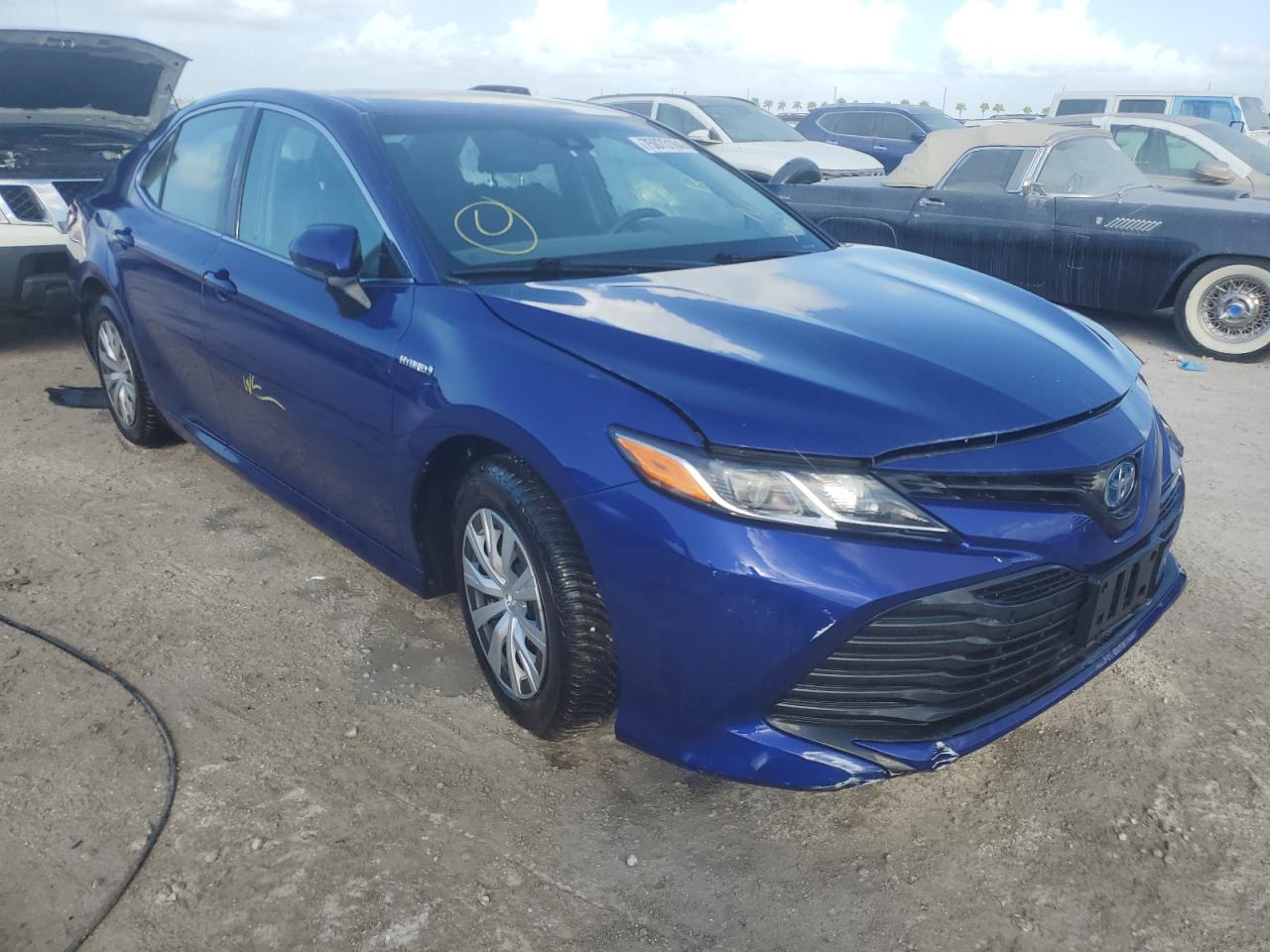 2018 Toyota Camry - Image 4