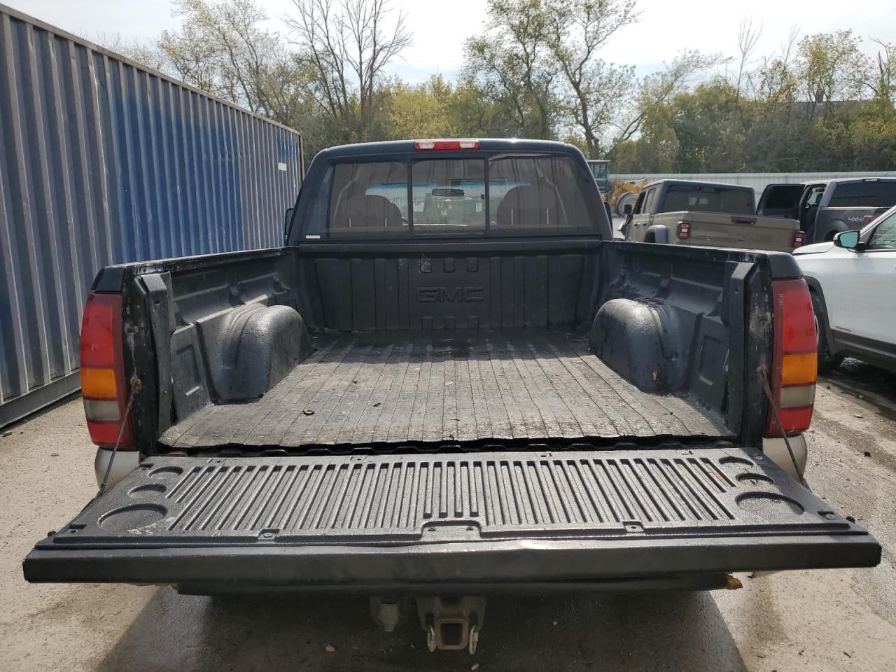 1GTEK19T5YE314065 2000 GMC New Sierra K1500