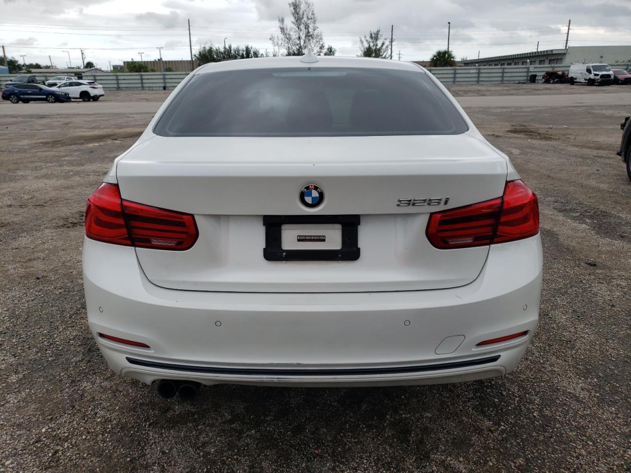 VIN WBA8E9G52GNT42781 2016 BMW 3 SERIES no.6