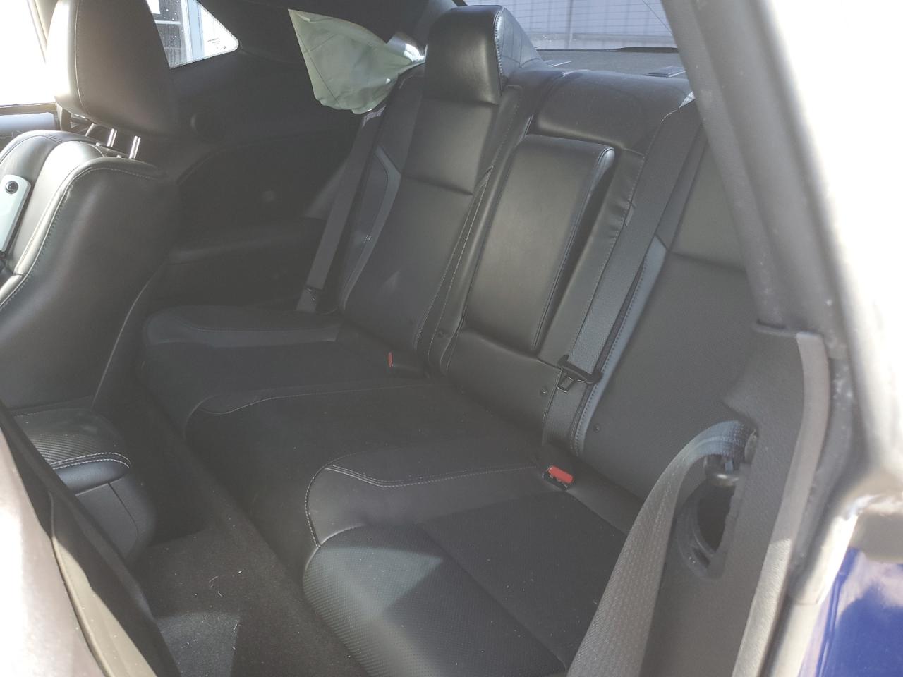 2020 Dodge Challenger - Image 10