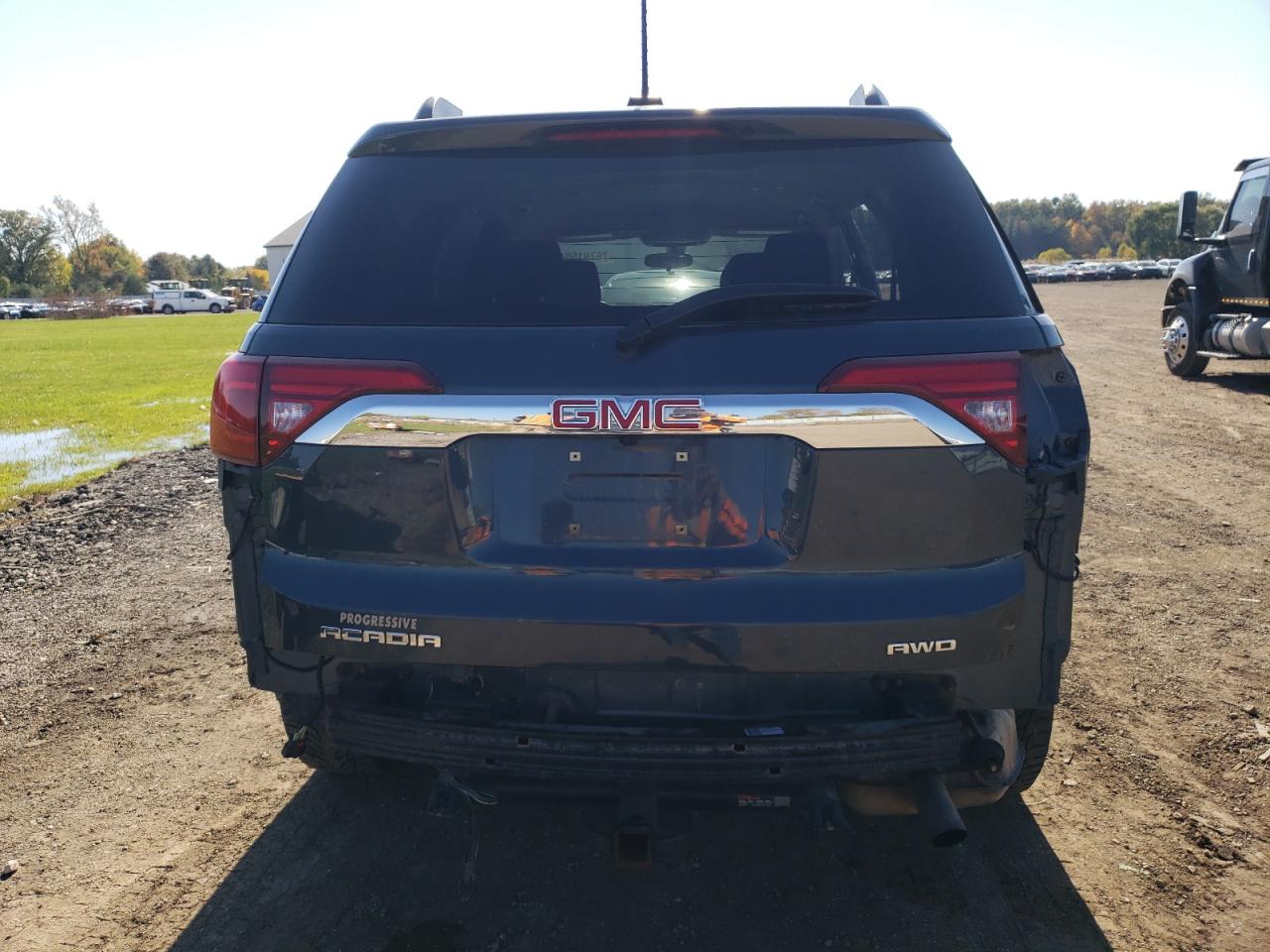 1GKKNSLA7KZ273143 2019 GMC Acadia Sle