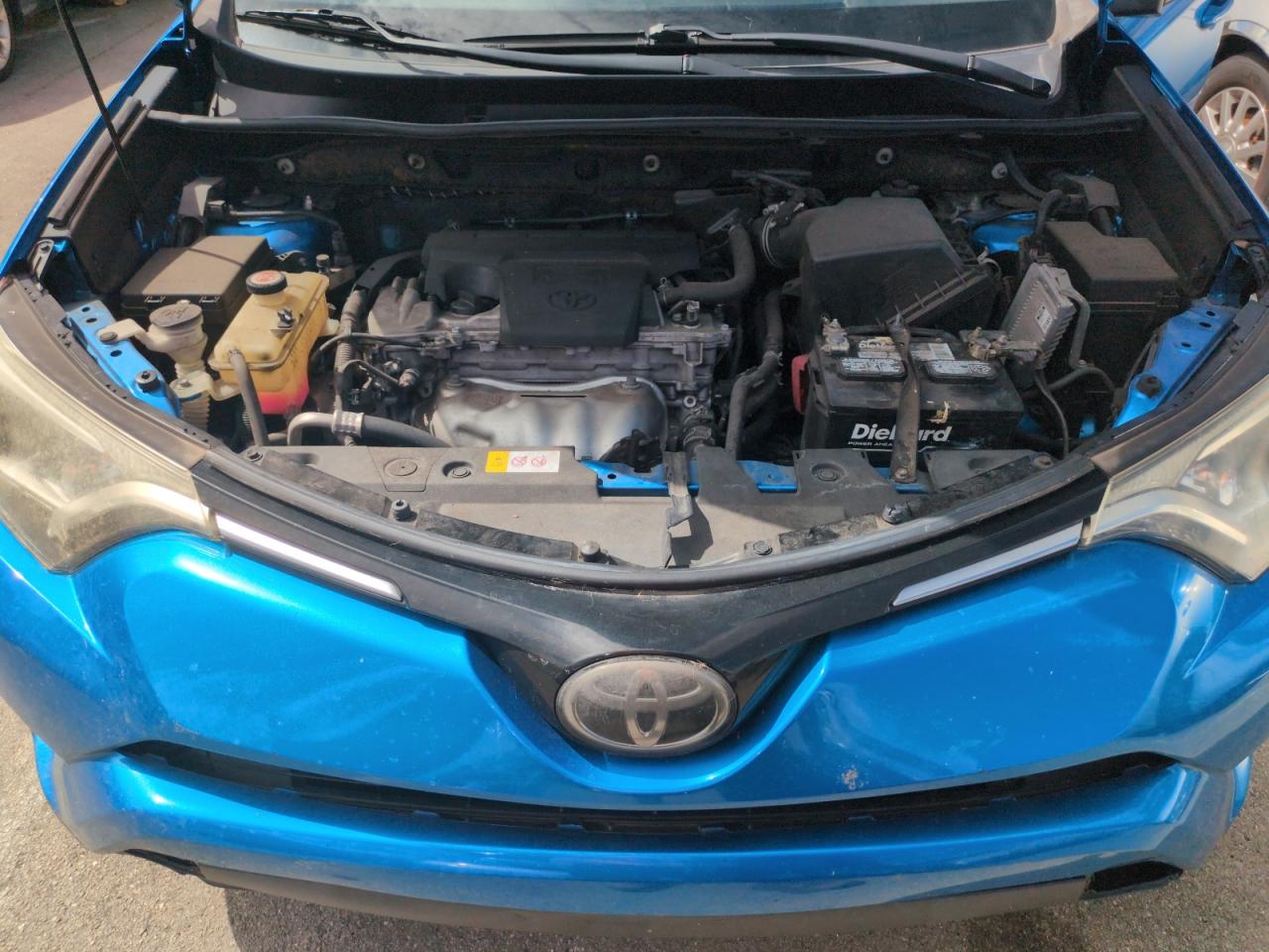 JTMZFREV5HJ147113 2017 Toyota Rav4 Le