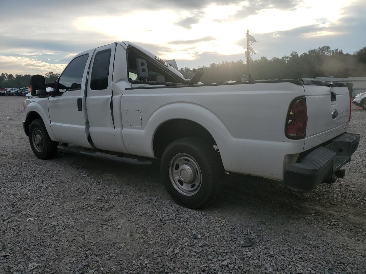 2015 Ford F250 - Image 2