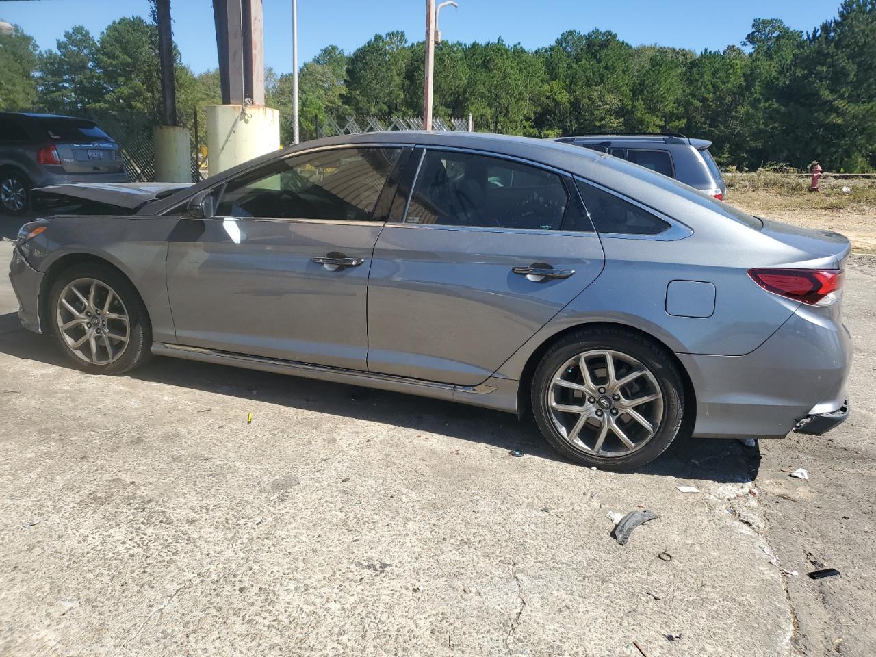 2019 Hyundai Sonata - Image 2