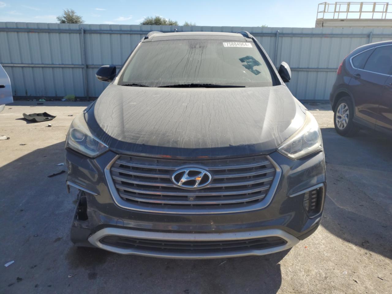 2017 Hyundai Santa Fe - Image 5