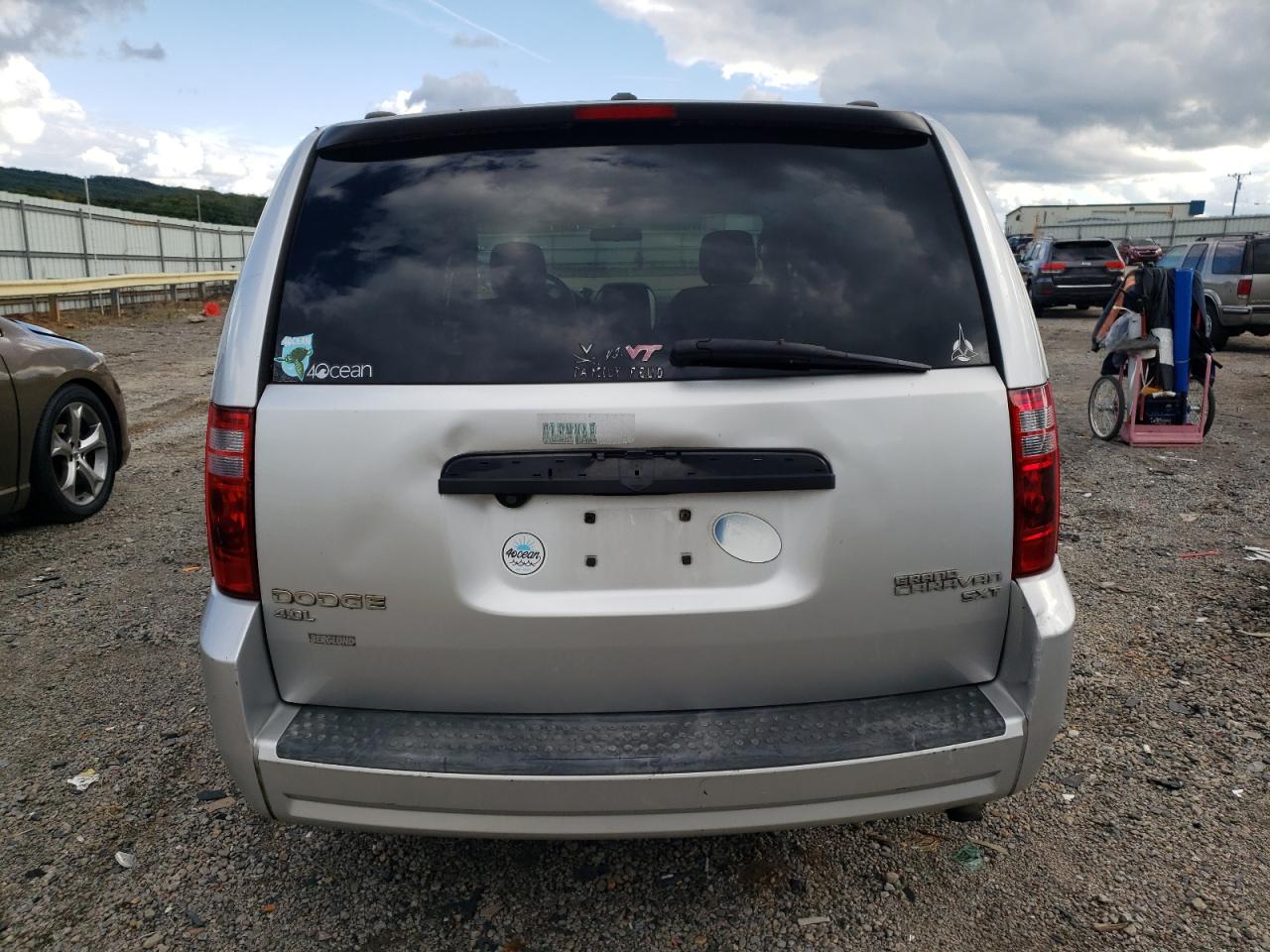 2D4RN5DX6AR125222 2010 Dodge Grand Caravan Sxt