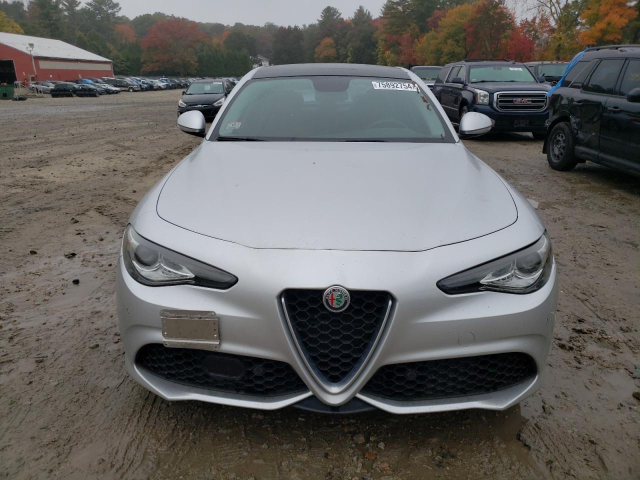 2017 Alfa Romeo Giulia - Image 5