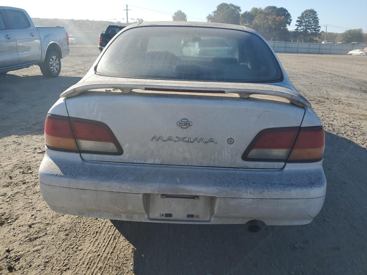 1998 Nissan Maxima Gle VIN: JN1CA21D9WT501471 Lot: 77470974