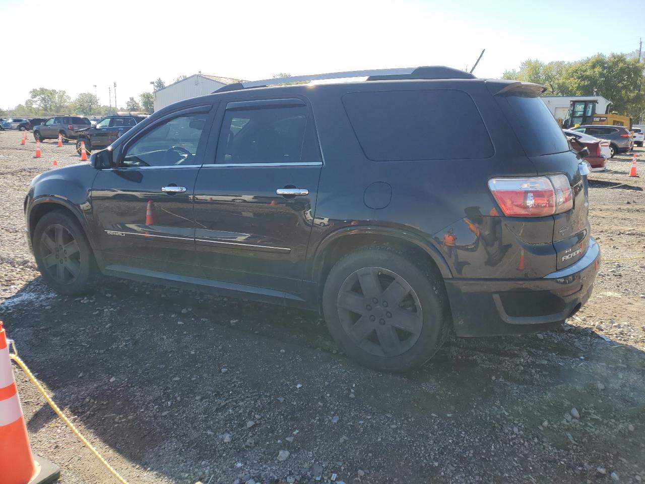 2011 GMC Acadia - Image 2