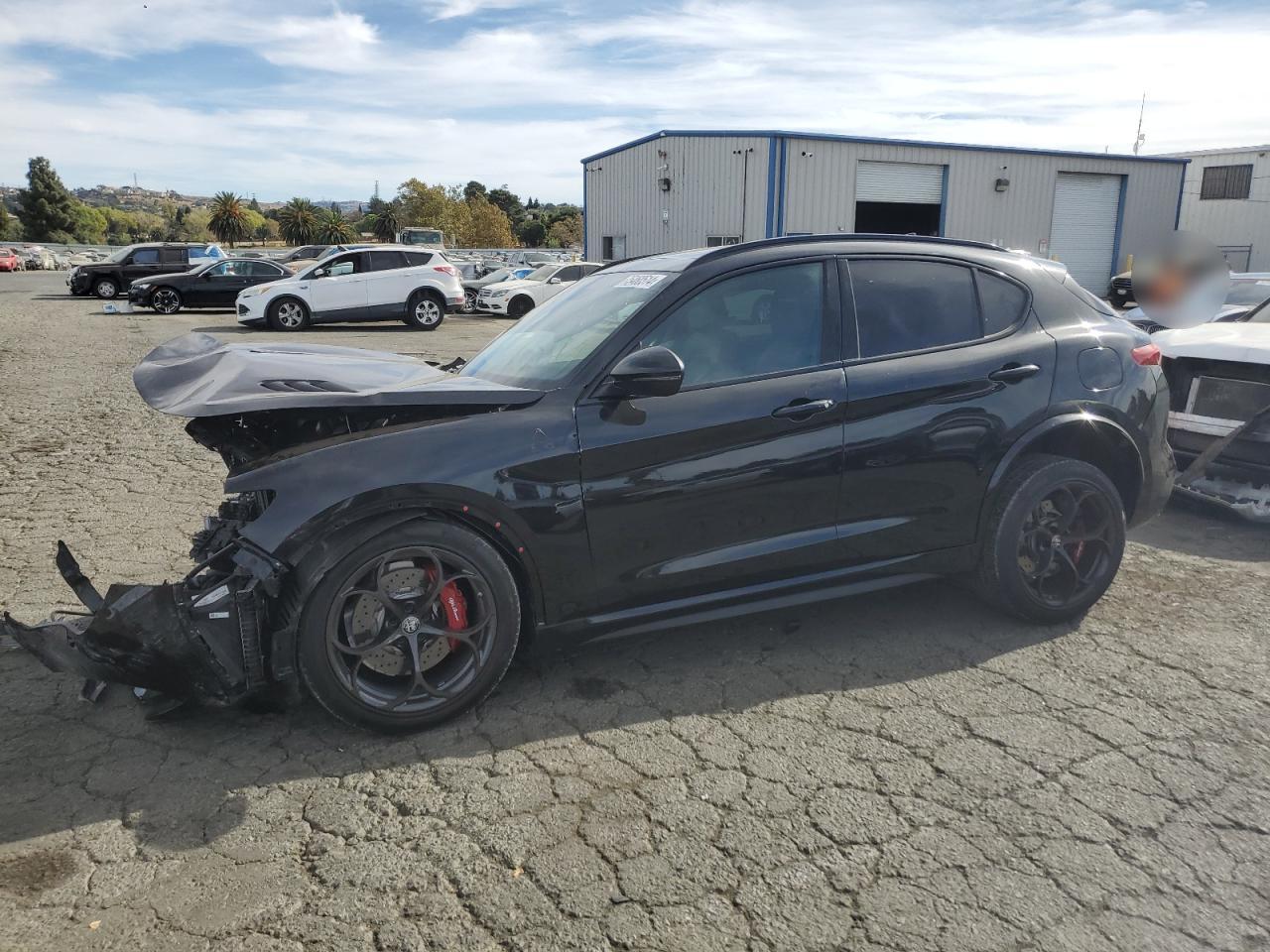 VIN ZASPAKEV3N7D46013 2022 ALFA ROMEO STELVIO no.1