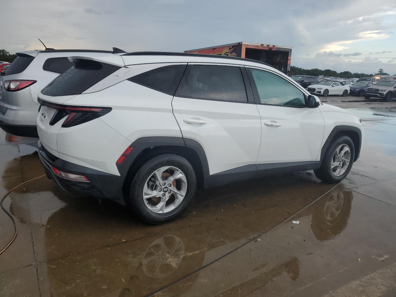 2022 Hyundai Tucson - Image 3