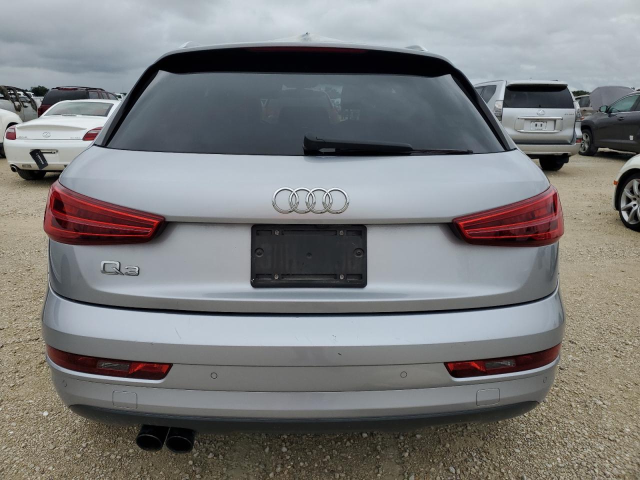 2018 Audi Q3 Premium Plus VIN: WA1HCCFS3JR001221 Lot: 74768174