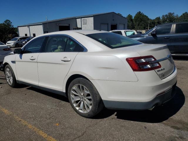  FORD TAURUS 2015 Белый