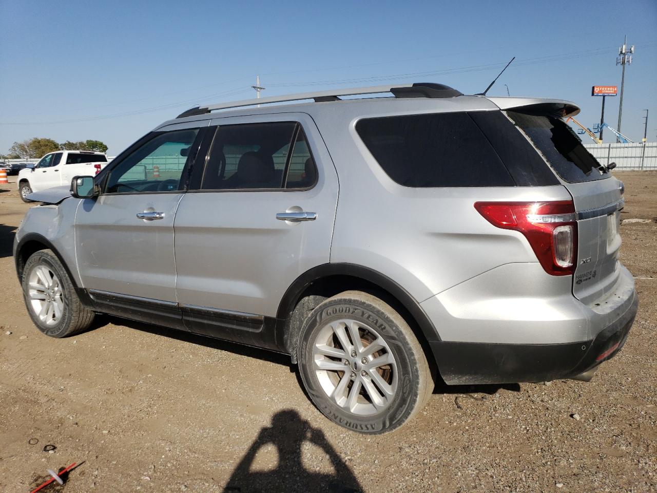 1FM5K8D83FGB39582 2015 FORD EXPLORER - Image 2