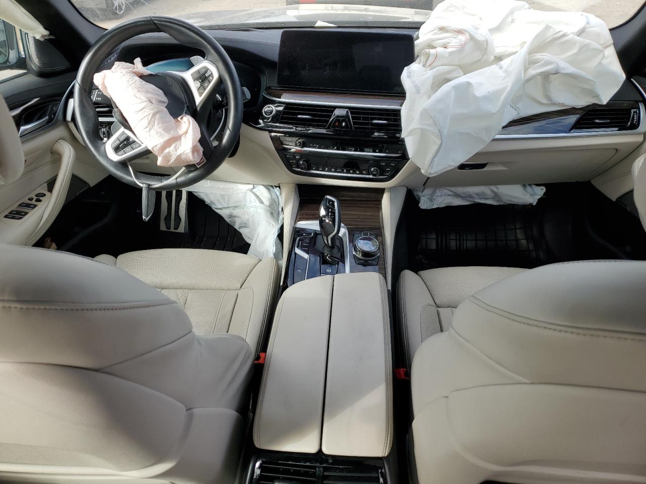 2022 BMW M5 - Image 9