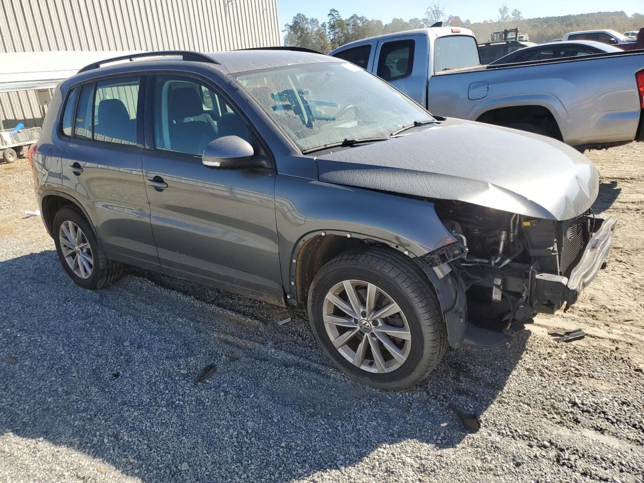 2018 Volkswagen Tiguan Limited VIN: WVGBV7AX3JK006021 Lot: 77368634