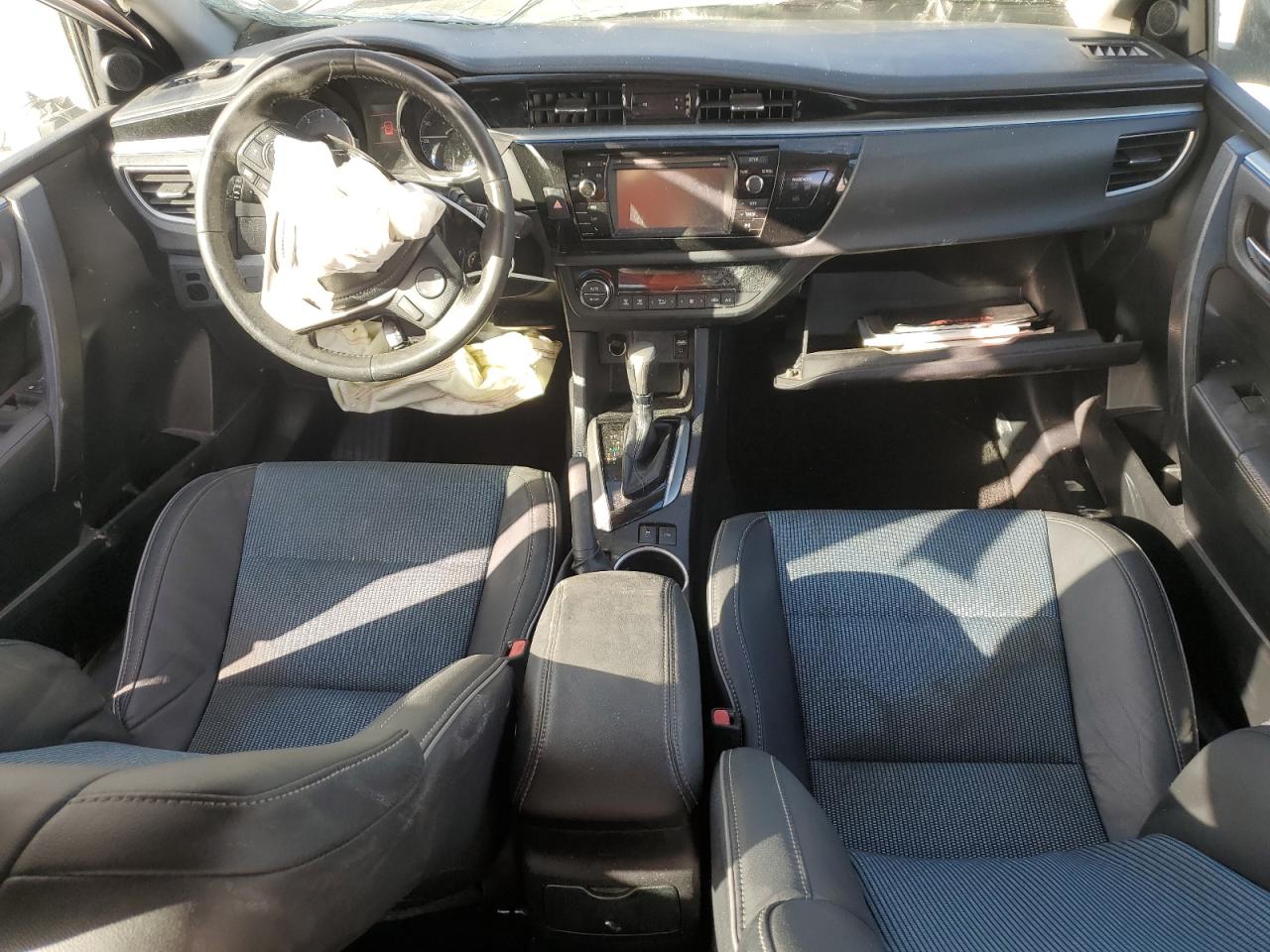 2015 Toyota Corolla - Image 8