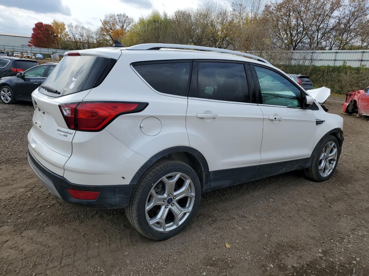 2019 Ford Escape - Image 3