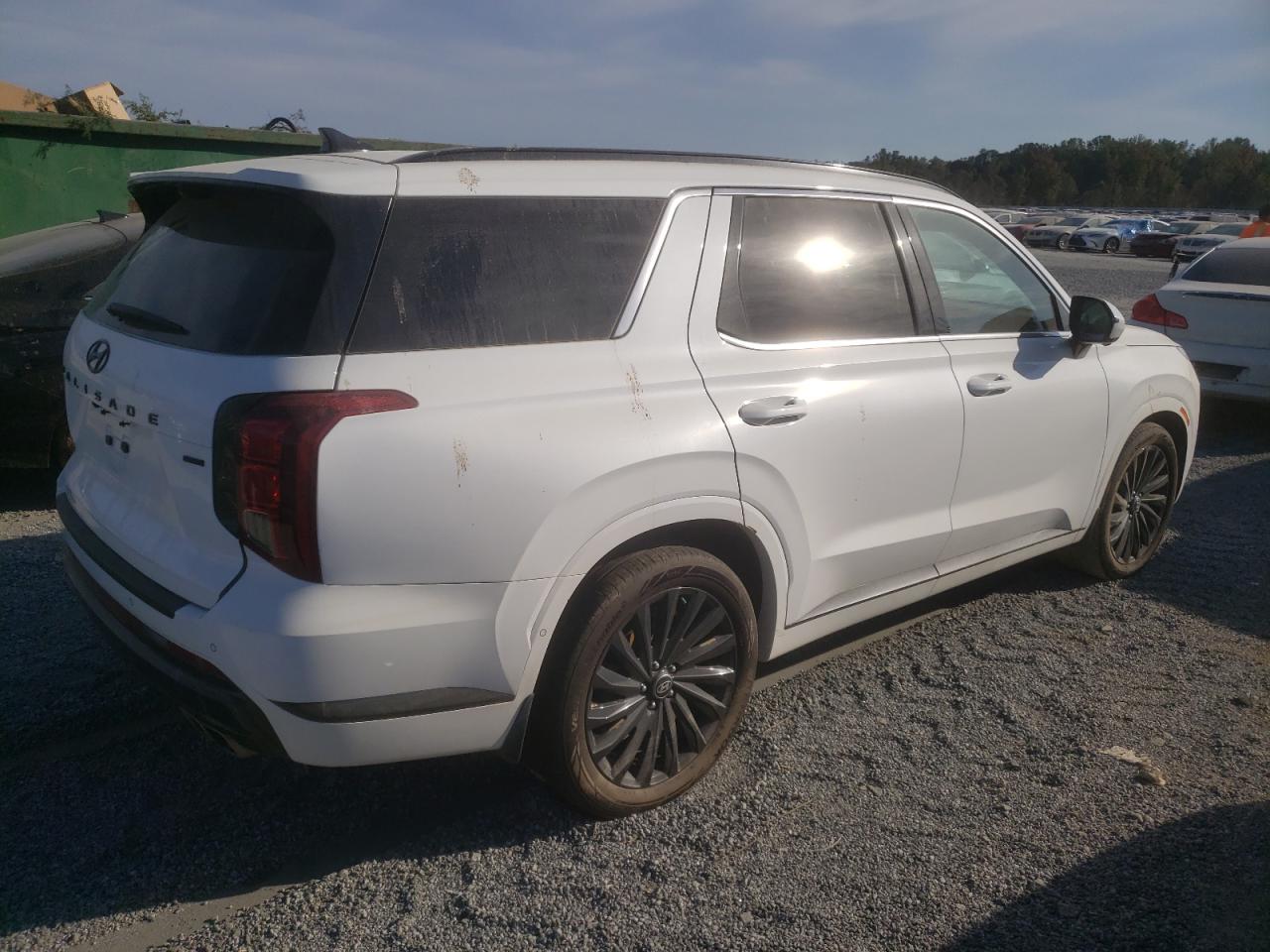 2024 Hyundai Palisade - Image 3